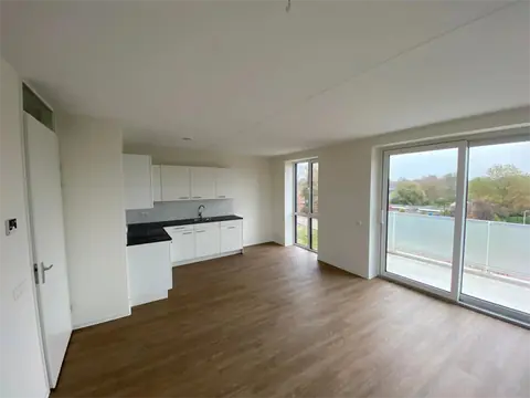 Appartement Rijksstraatweg, Hurdegaryp - Te huur