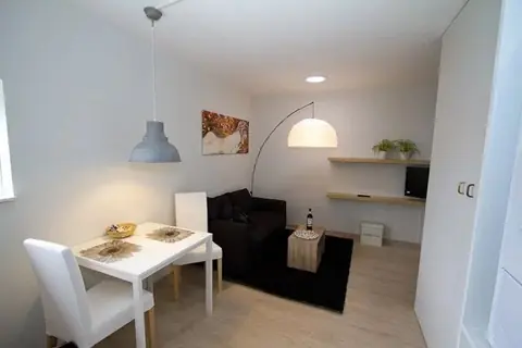 Studio Azobehout, Zoetermeer - Te Huur