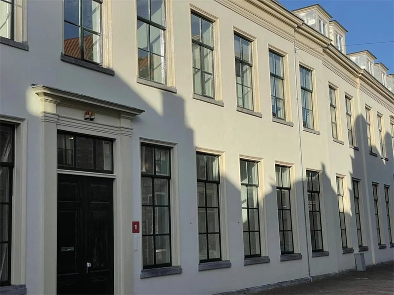 Image 6 of 6