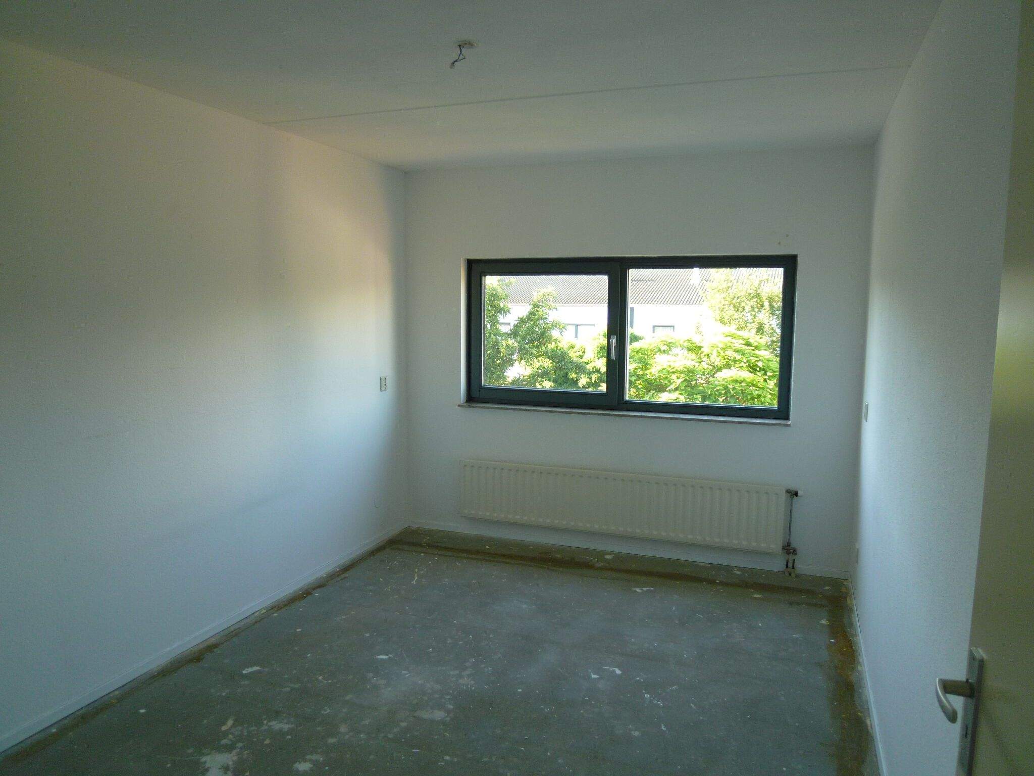 Image 6 of 7