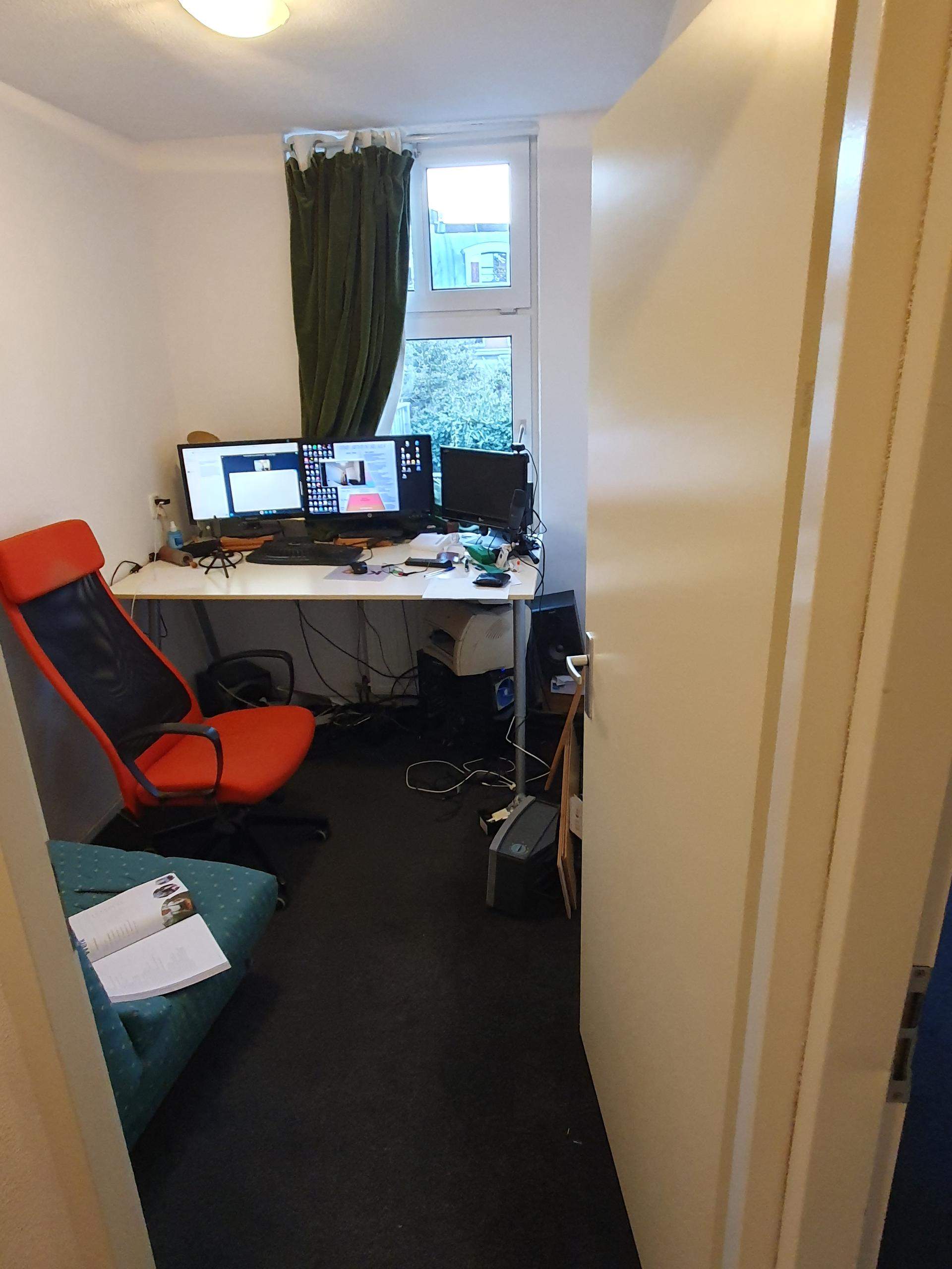 Image 2 of 4