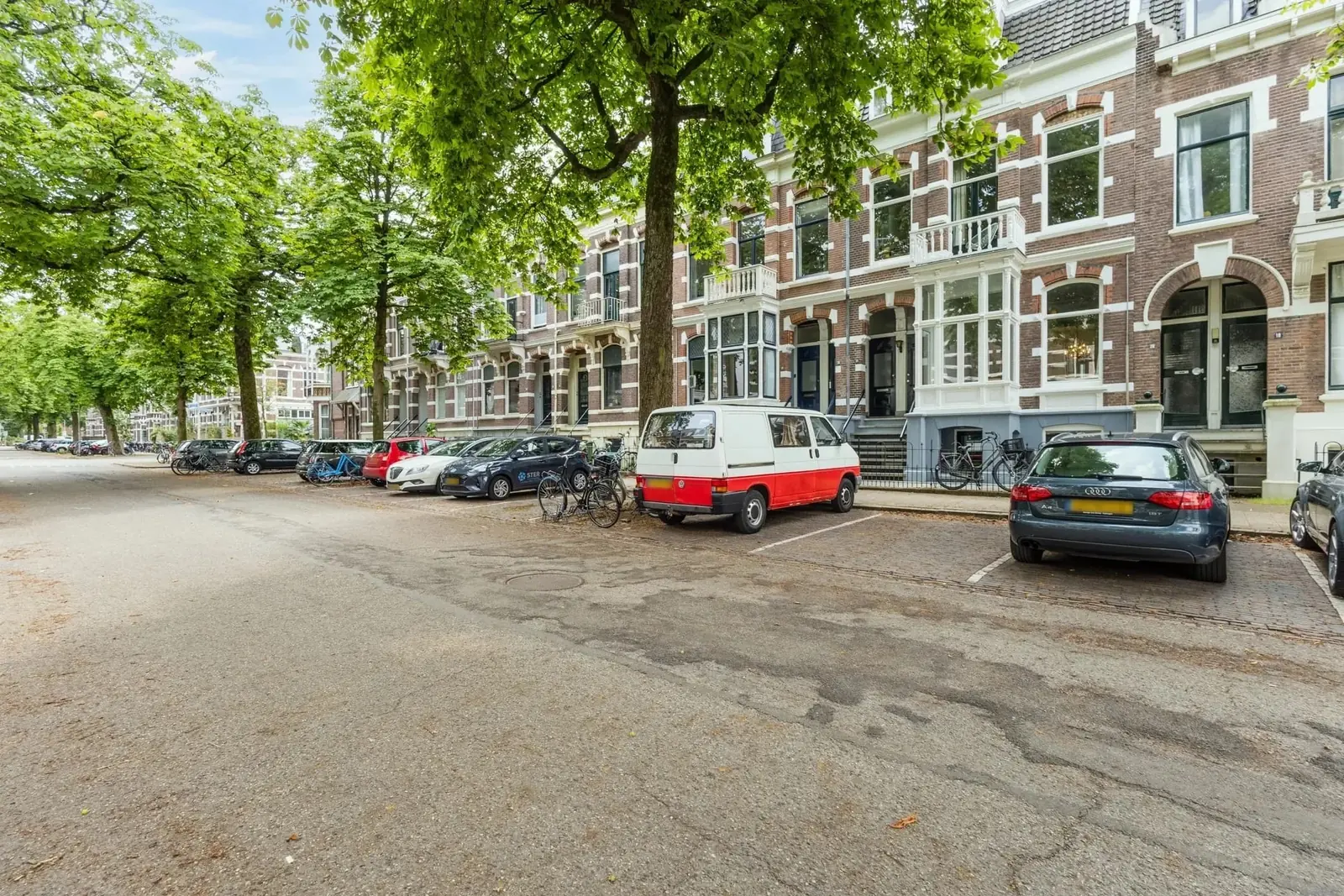 Afbeelding 2 van 8