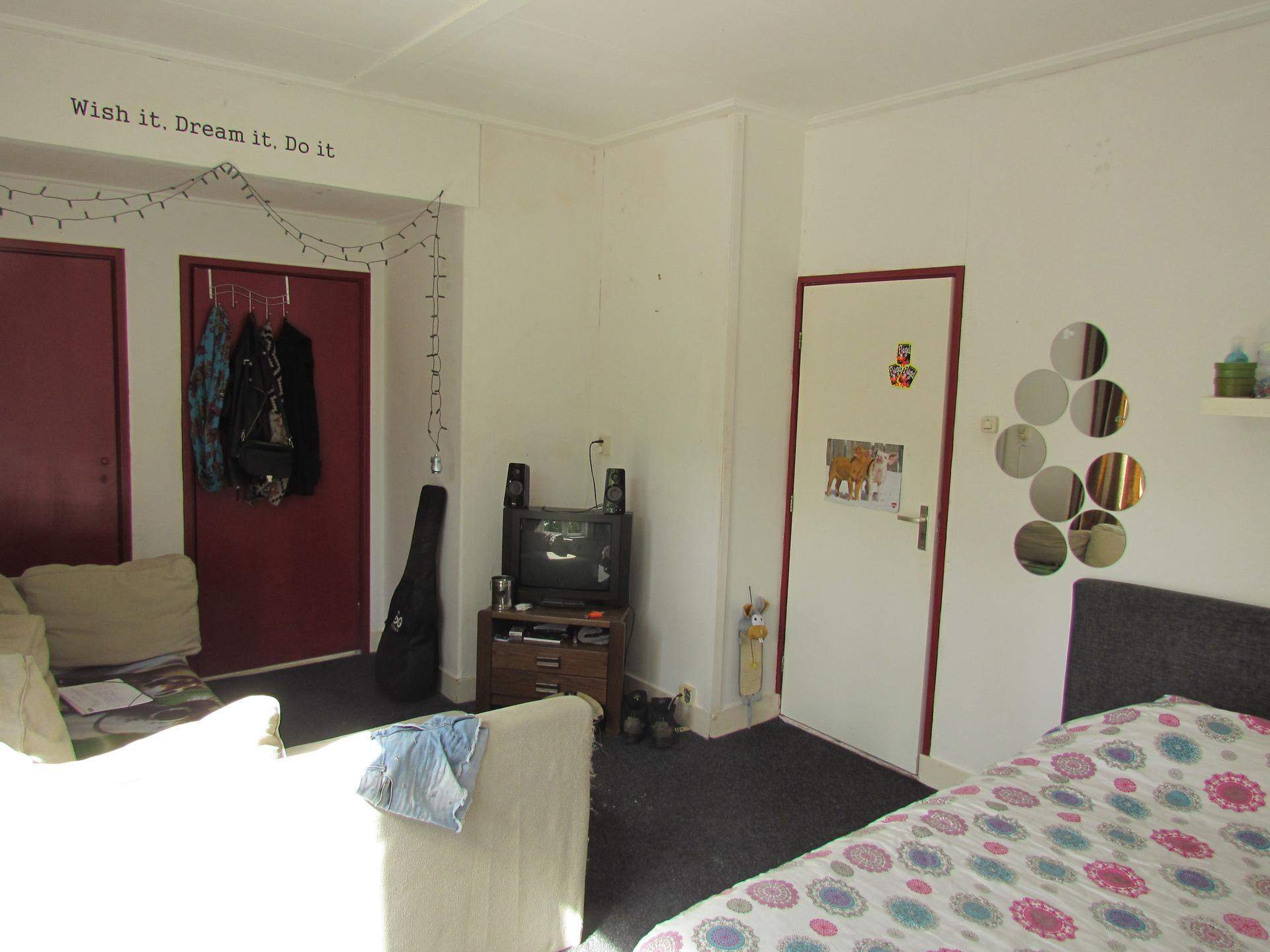 Bild 1 von 6