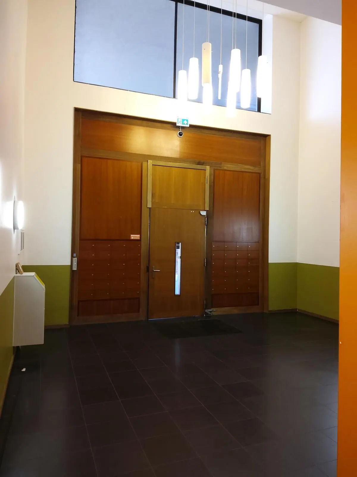 Image 5 of 6