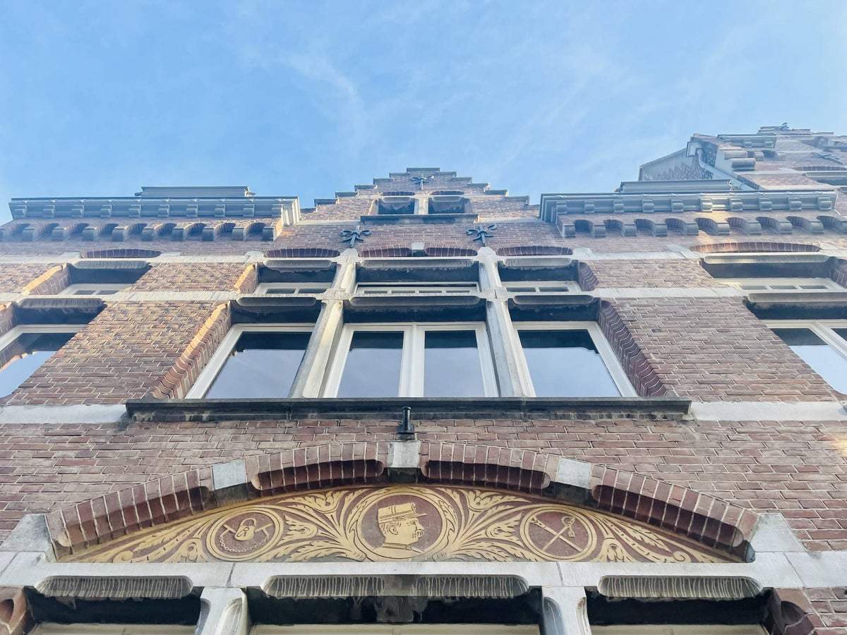 Afbeelding 1 van 28
