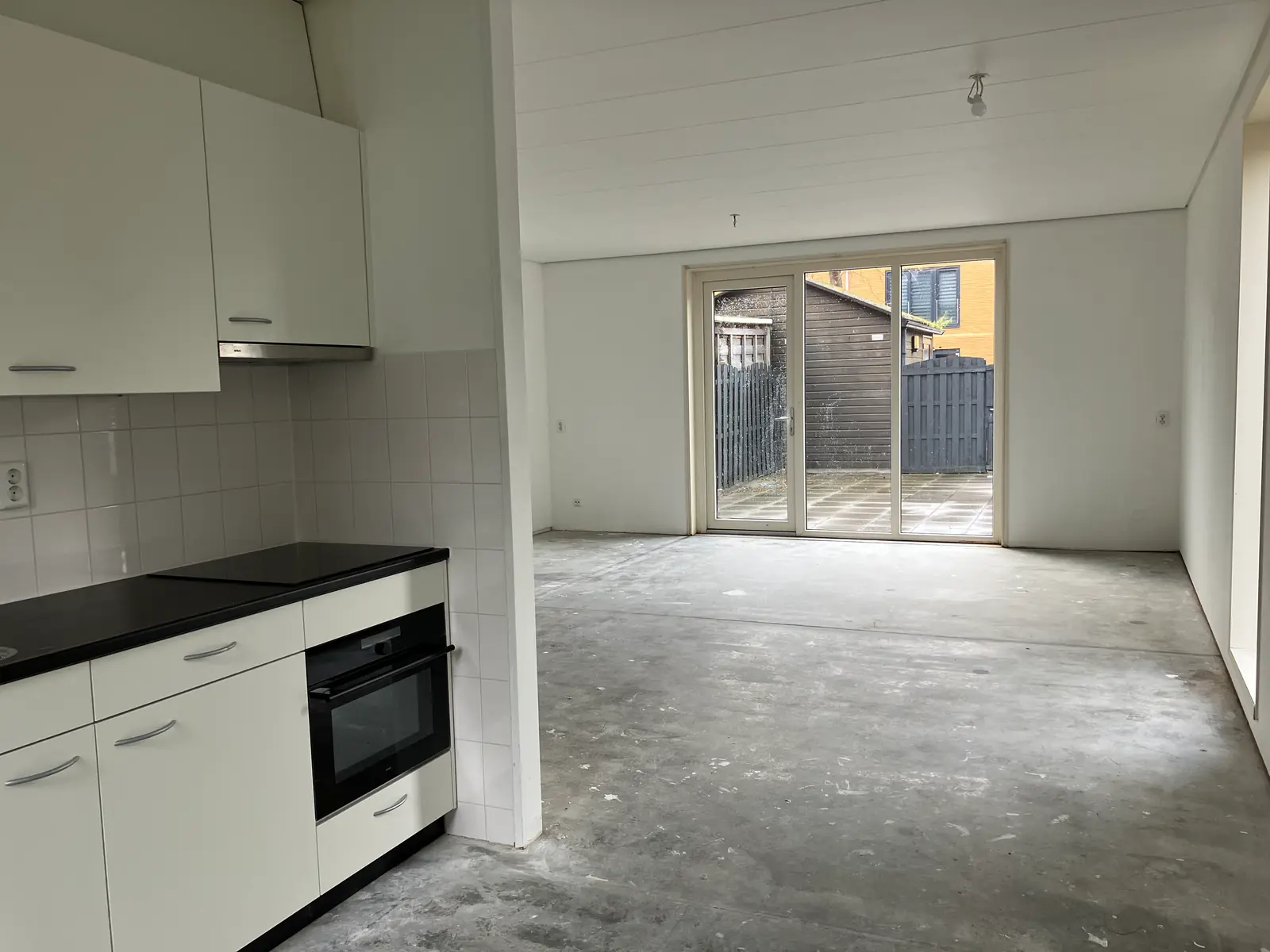 Image 10 of 24