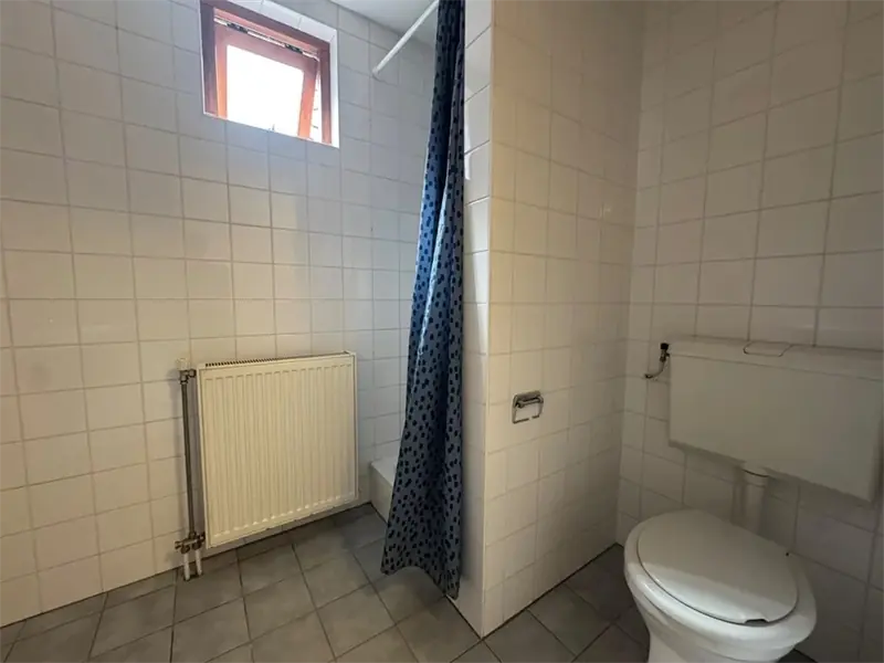 Image 11 of 14