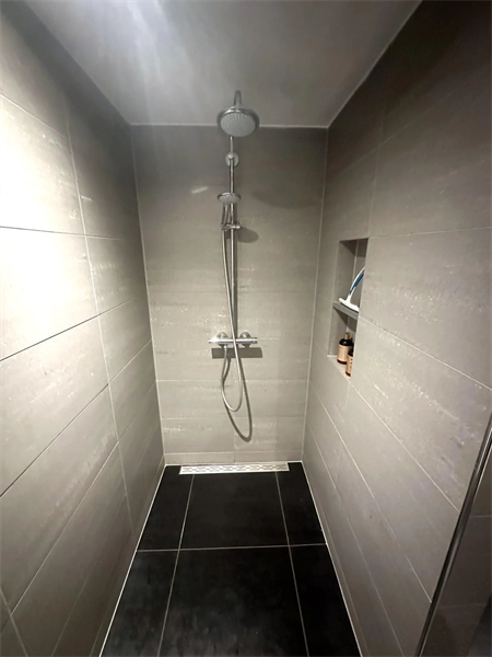 Image 21 of 24