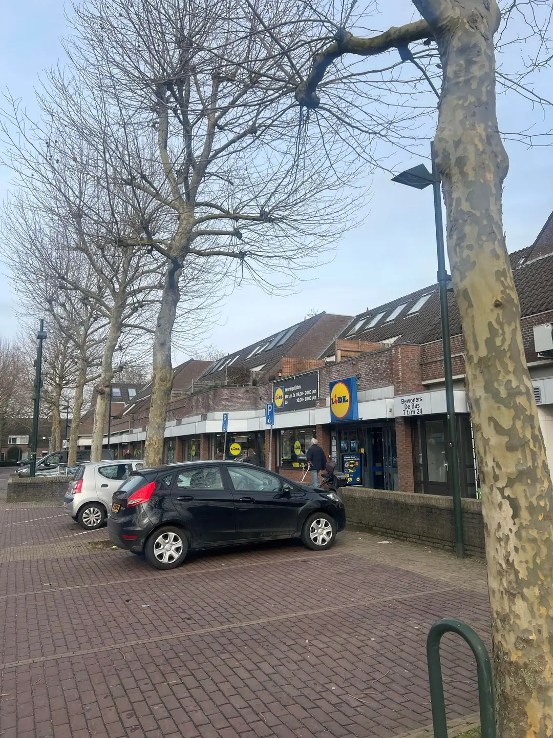 Afbeelding 2 van 33