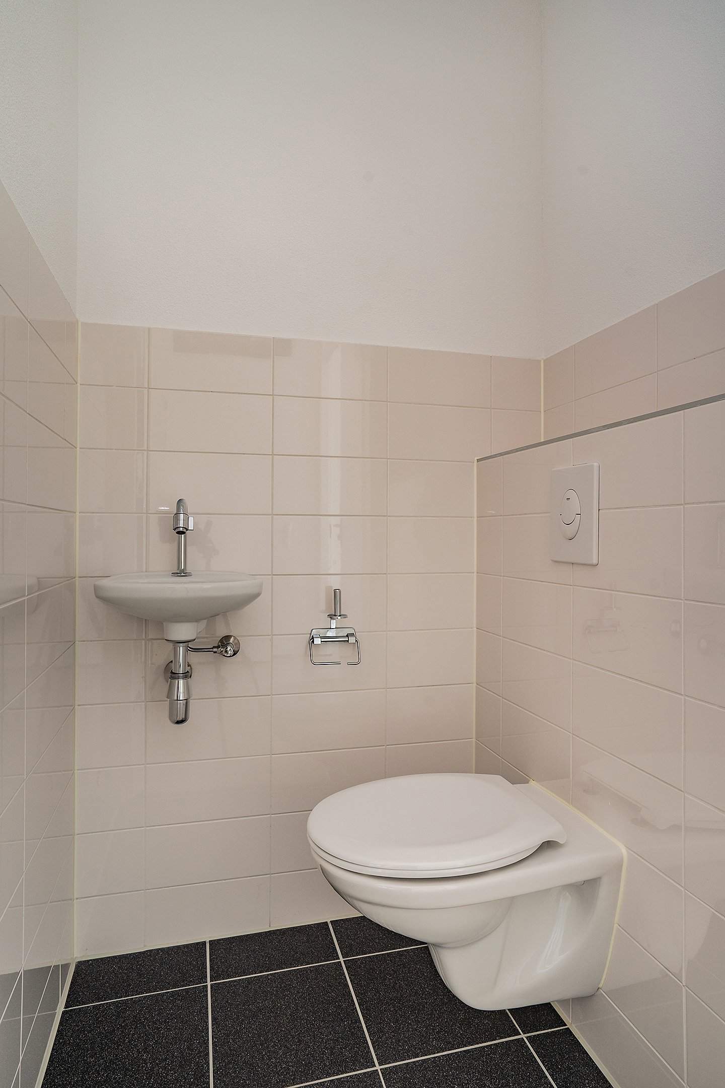 Image 21 of 26