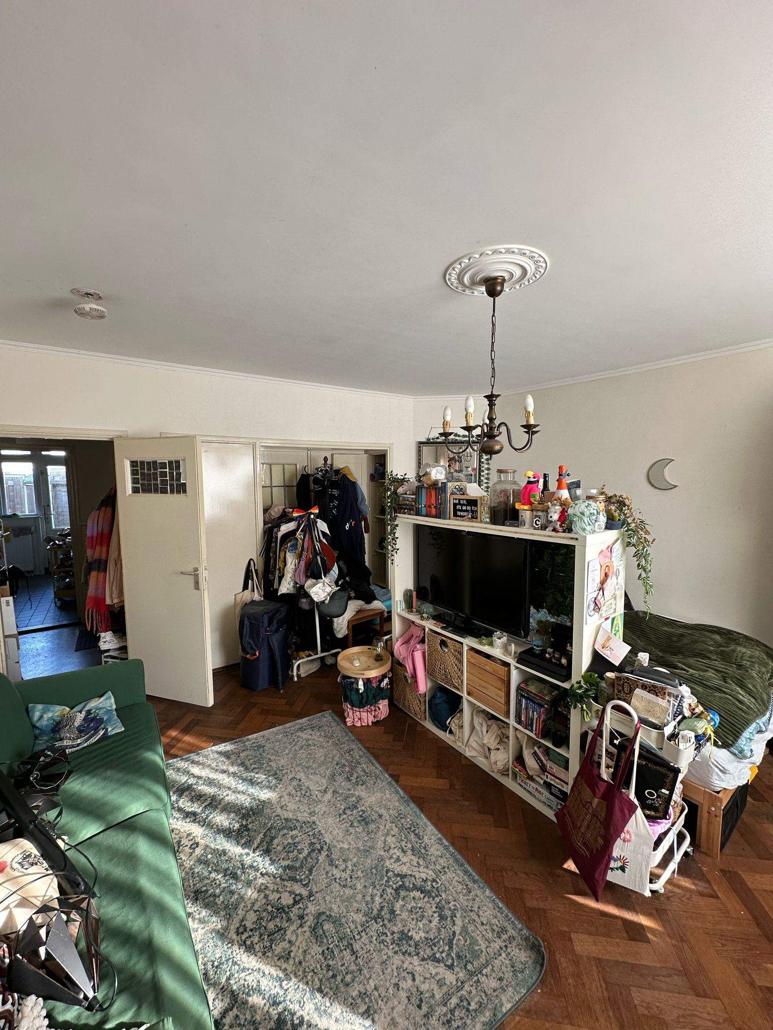 Image 2 of 10
