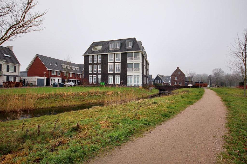 Afbeelding 1 van 15