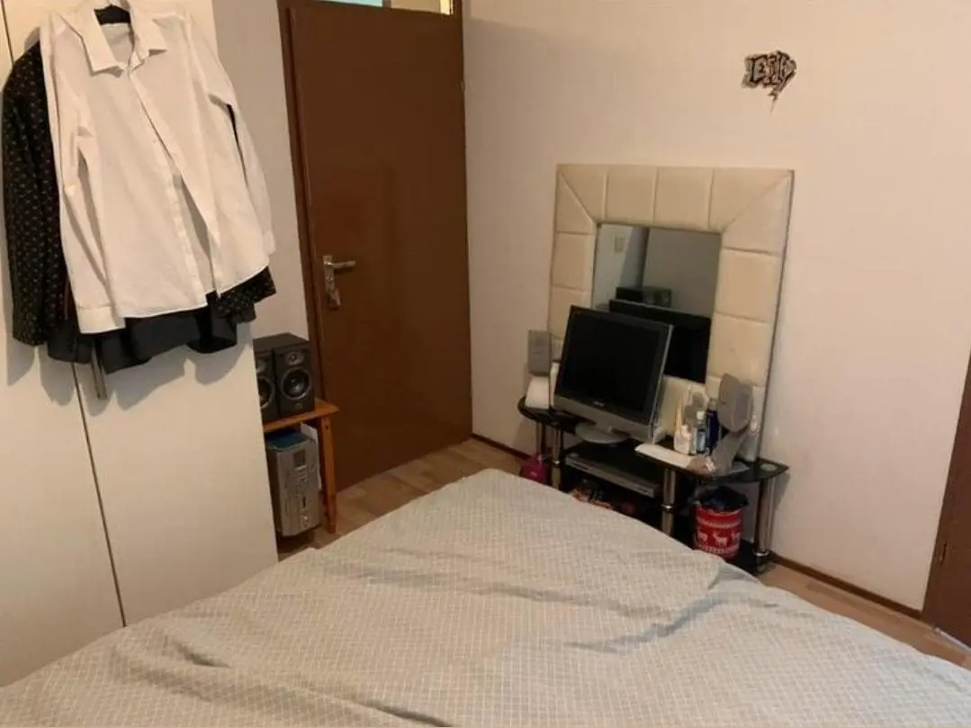 Image 2 sur 6