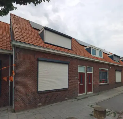 Casa familiar en Willem van Oranjestraat 30, Bergen op Zoom - En alquiler