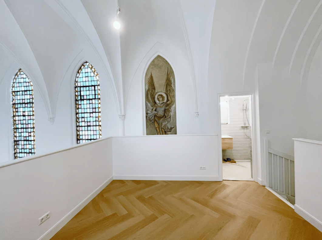 Image 12 of 37