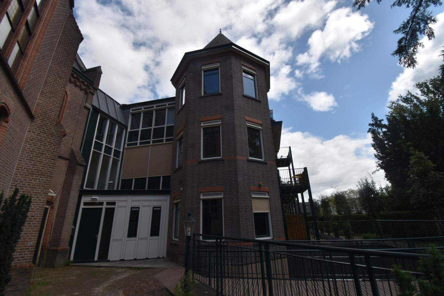 Afbeelding 2 van 12