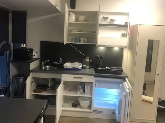 Image 4 of 10