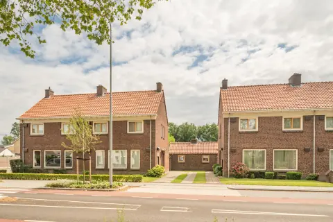 Maison jumelée Onzelievevrouwestraat 12, Weert