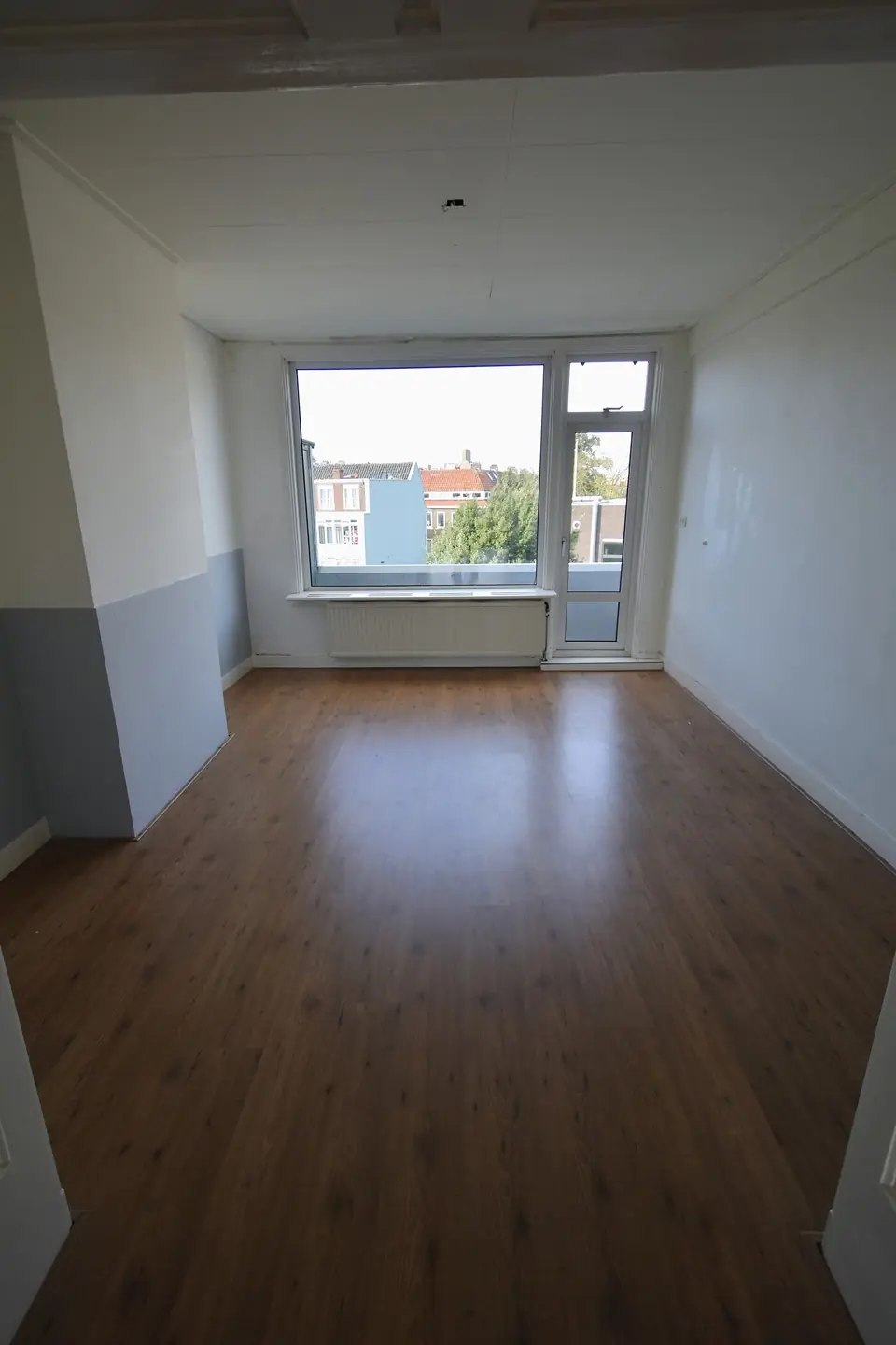 Image 11 of 26