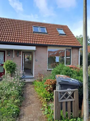 Eengezinswoning Lamastraat 32, Purmerend - Te huur