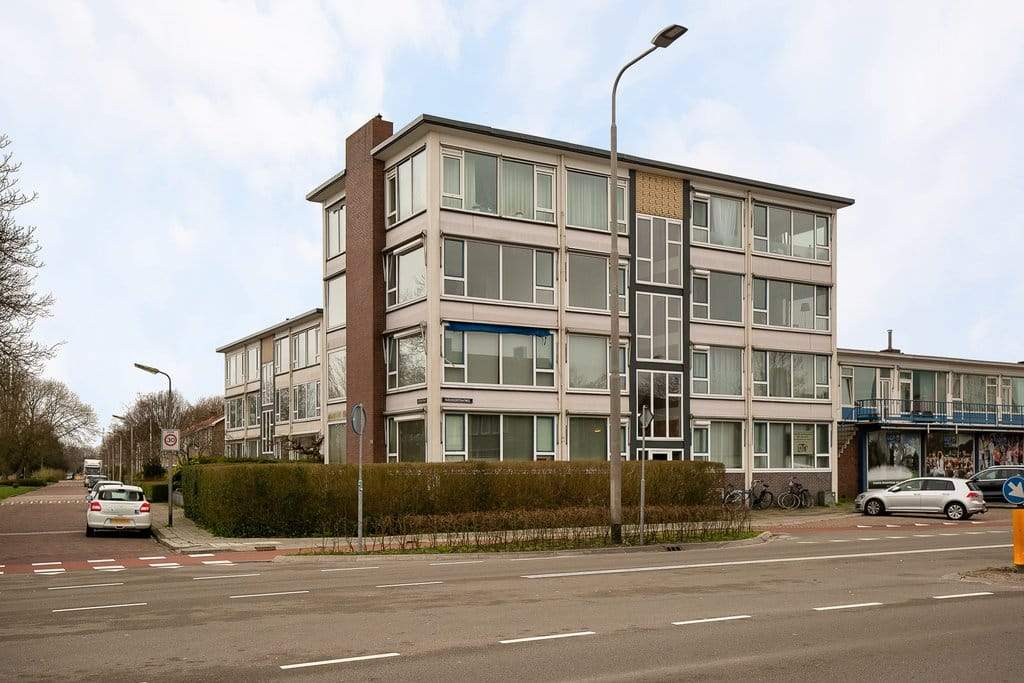 Bild 1 von 12