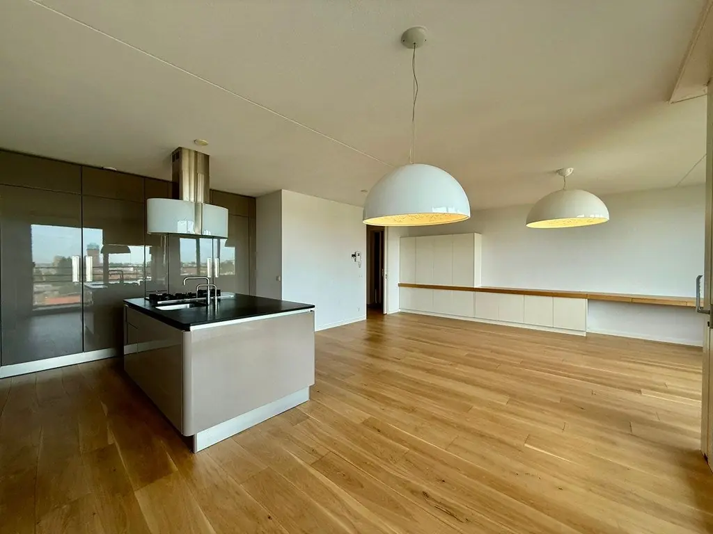 Apartamento en Chris Bennekerslaan, Rotterdam - En Alquiler