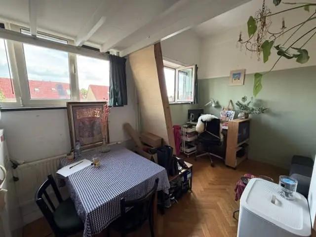 Image 2 sur 8