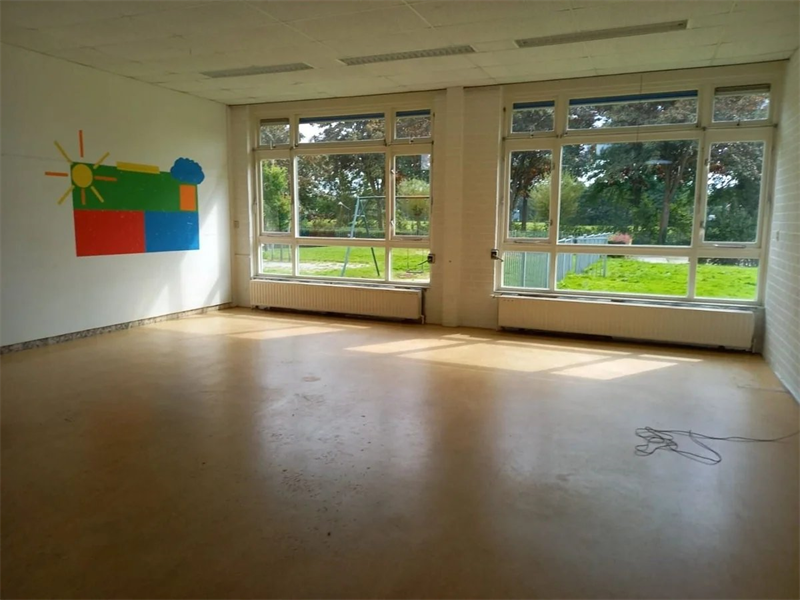 Afbeelding 2 van 2