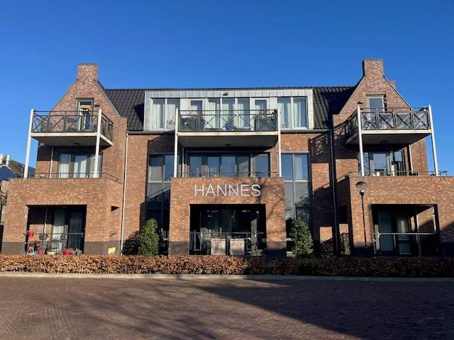 Afbeelding 1 van 7