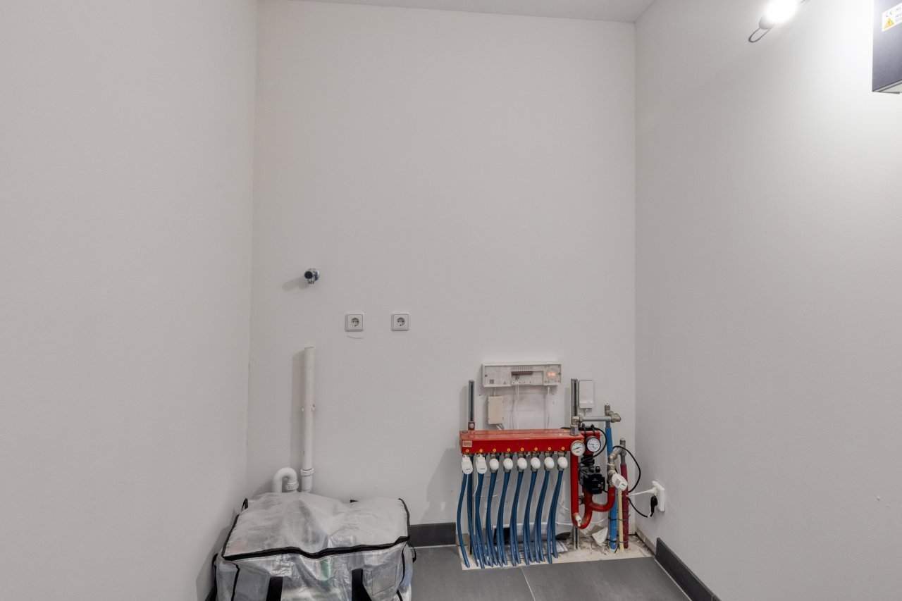 Bild 14 von 16