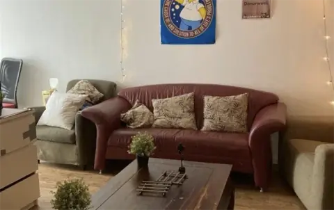 Gemeubileerde kamer Wethouder Nijhuisstraat, Enschede - Te huur
