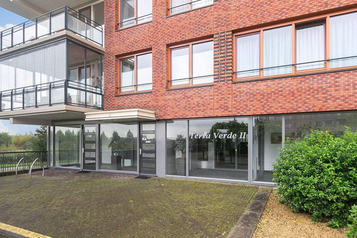 Afbeelding 2 van 40