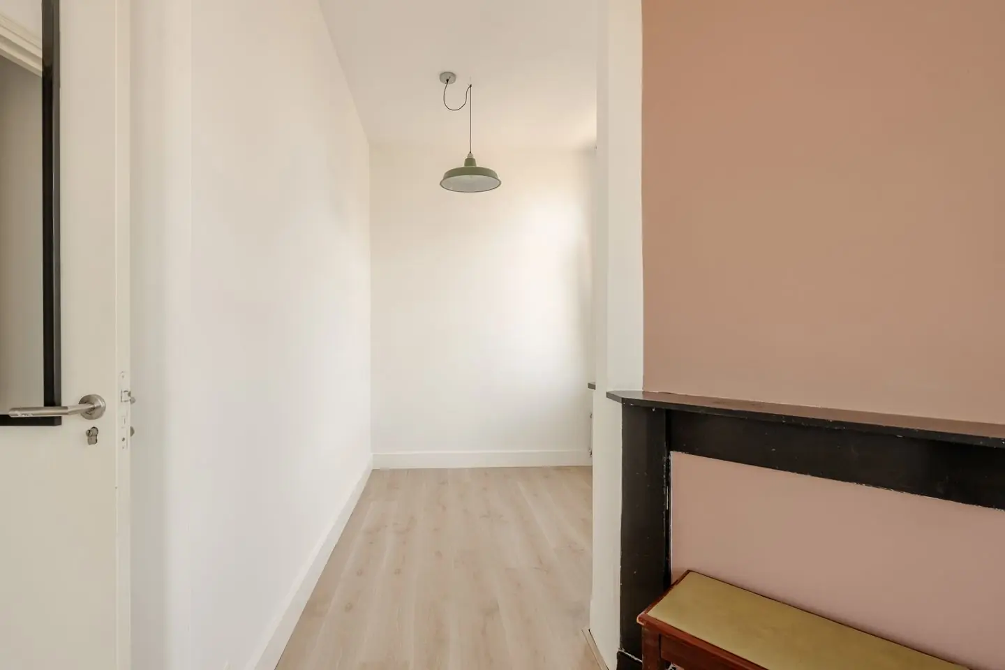 Image 10 of 18
