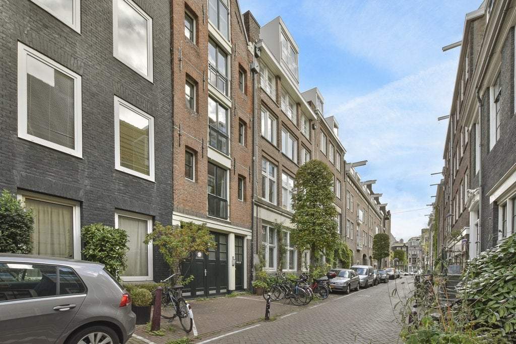 Afbeelding 1 van 18