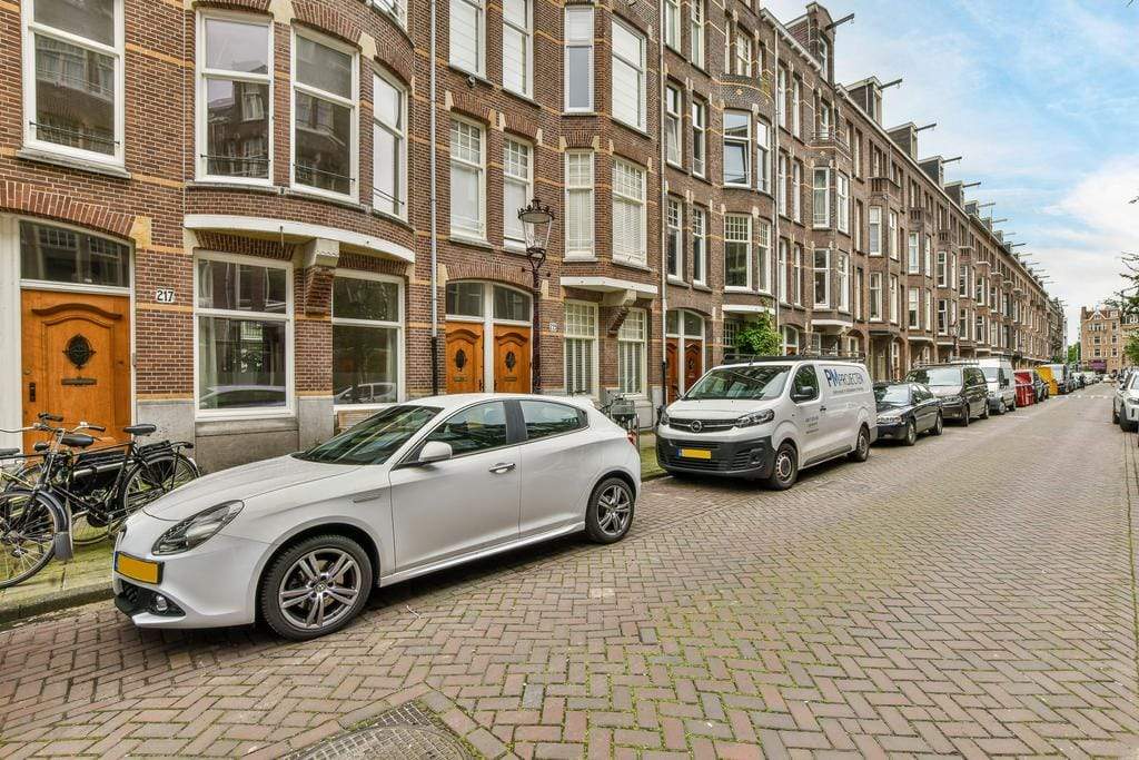 Afbeelding 1 van 12