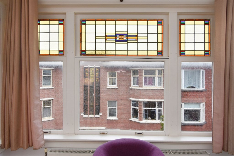 Afbeelding 1 van 18