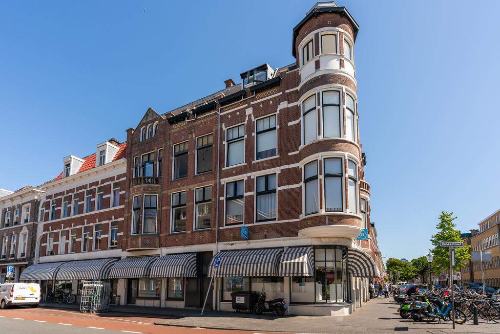 Afbeelding 1 van 53