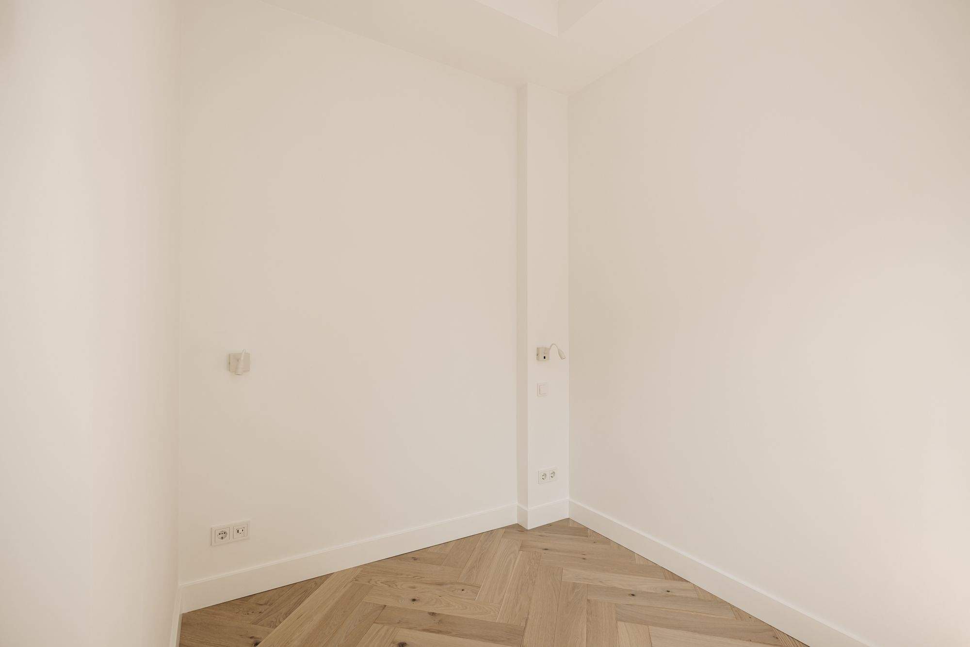 Image 15 sur 24