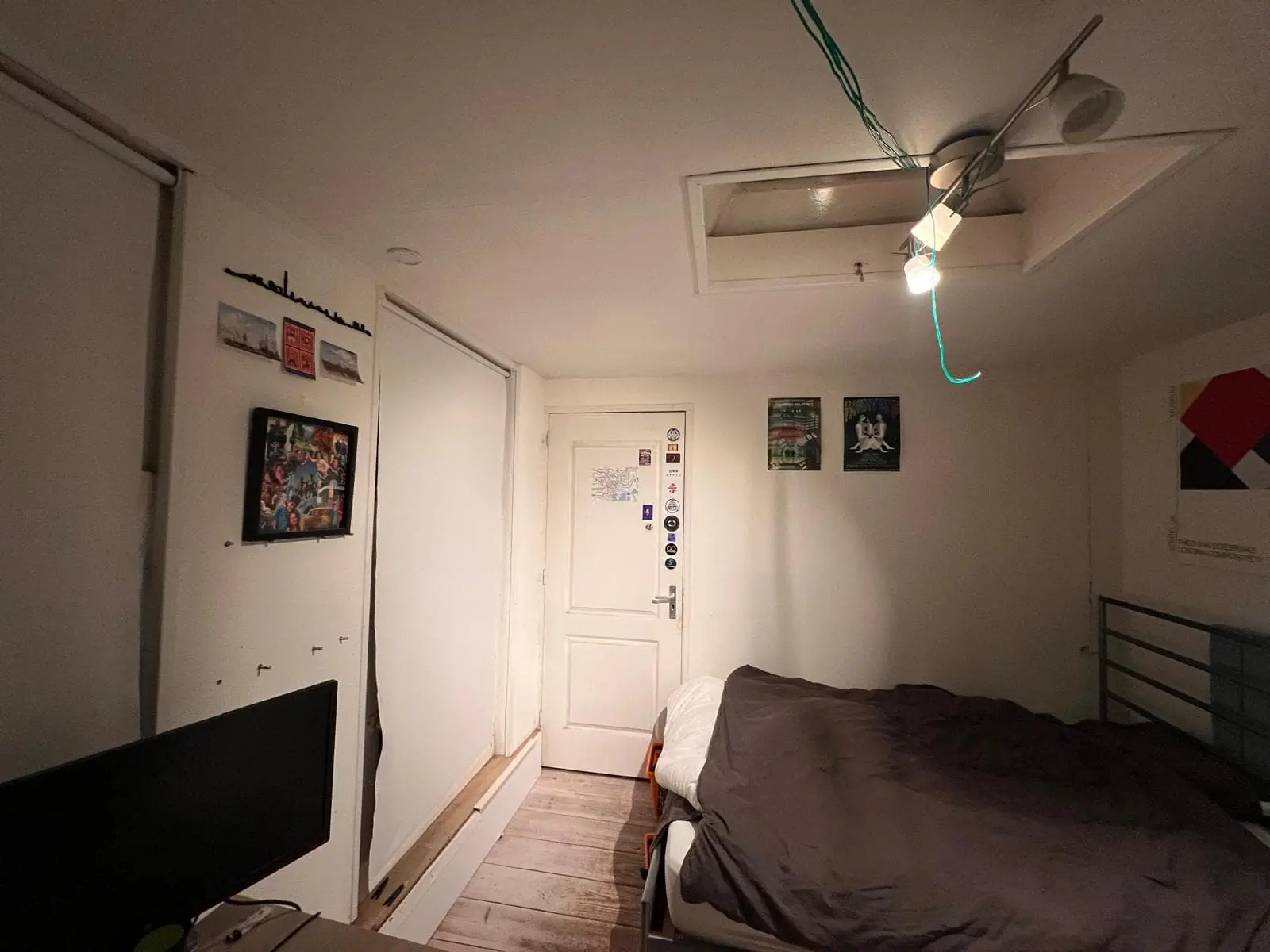 Image 5 of 6