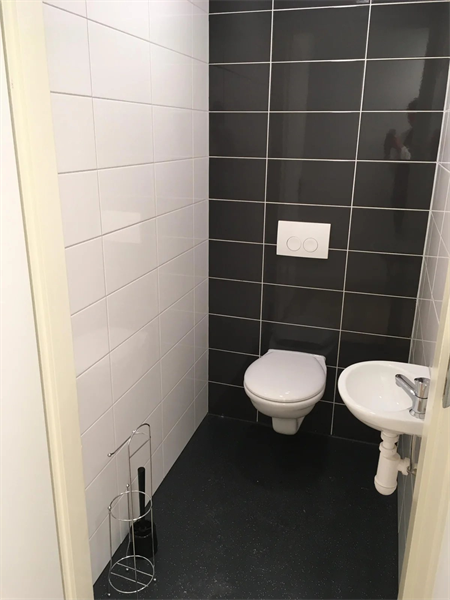 Image 11 of 13