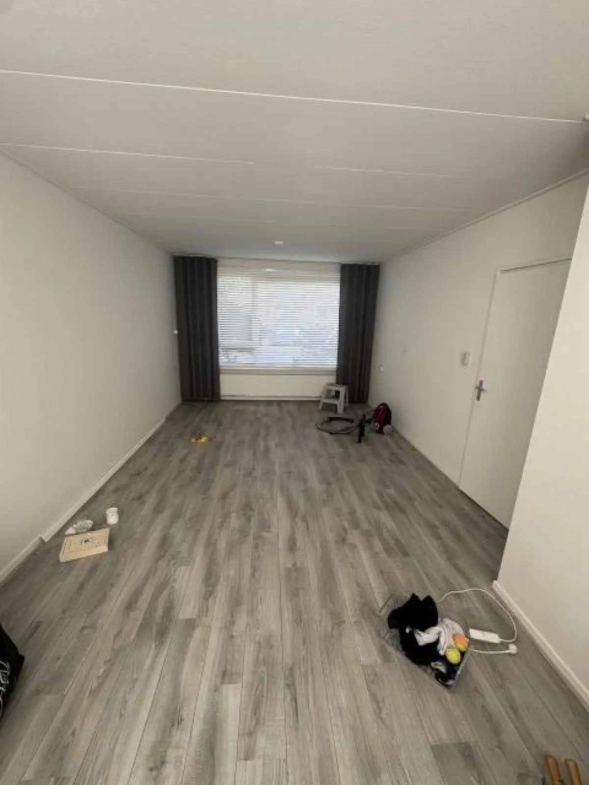 Image 4 of 9