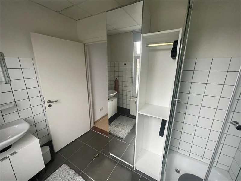 Bild 3 von 12