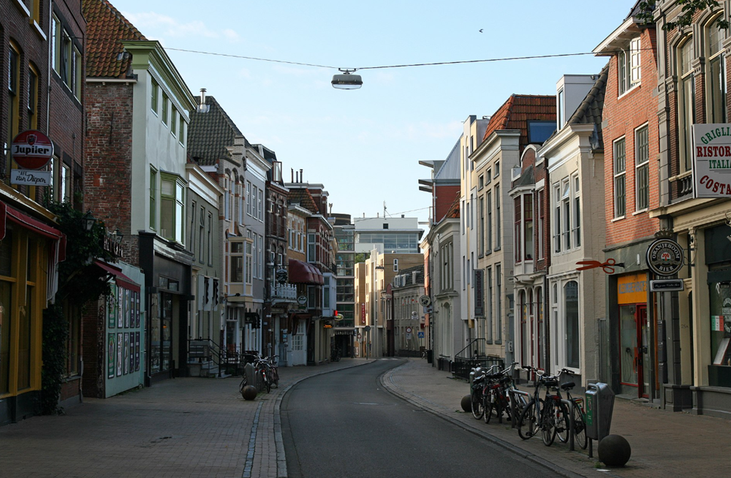 Afbeelding 1 van 8