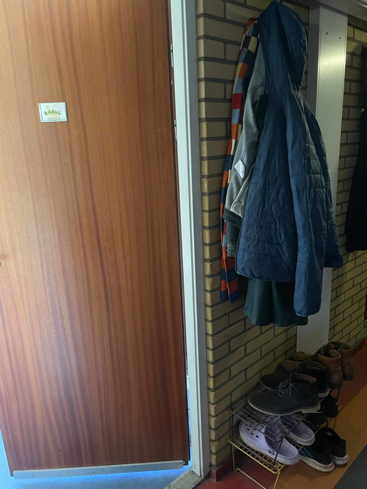 Afbeelding 2 van 6