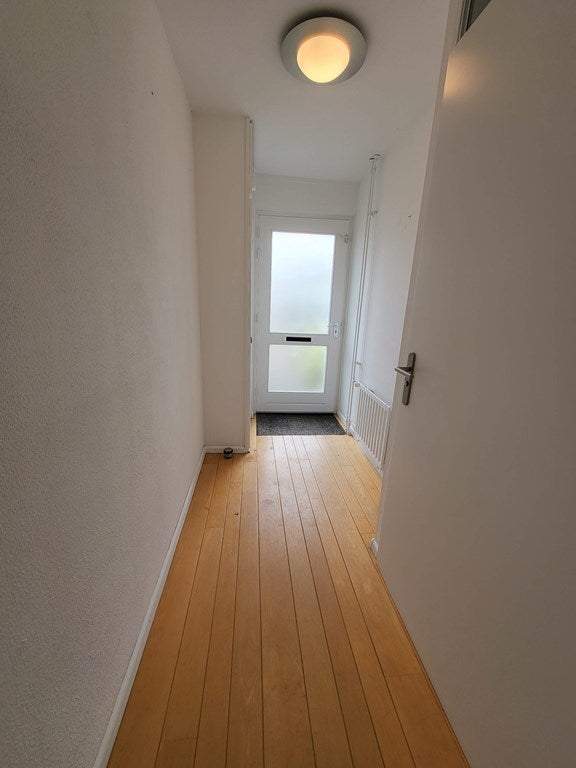 Image 2 sur 23