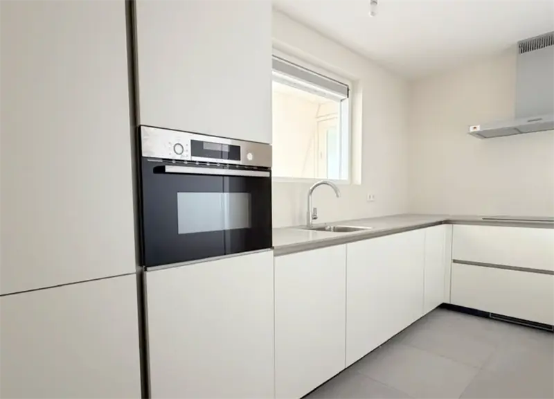 Apartment Houtmarkt, Breda - For Rent