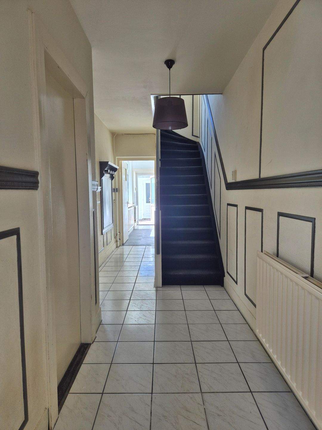 Image 2 of 21