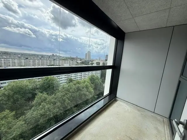 Image 14 of 15