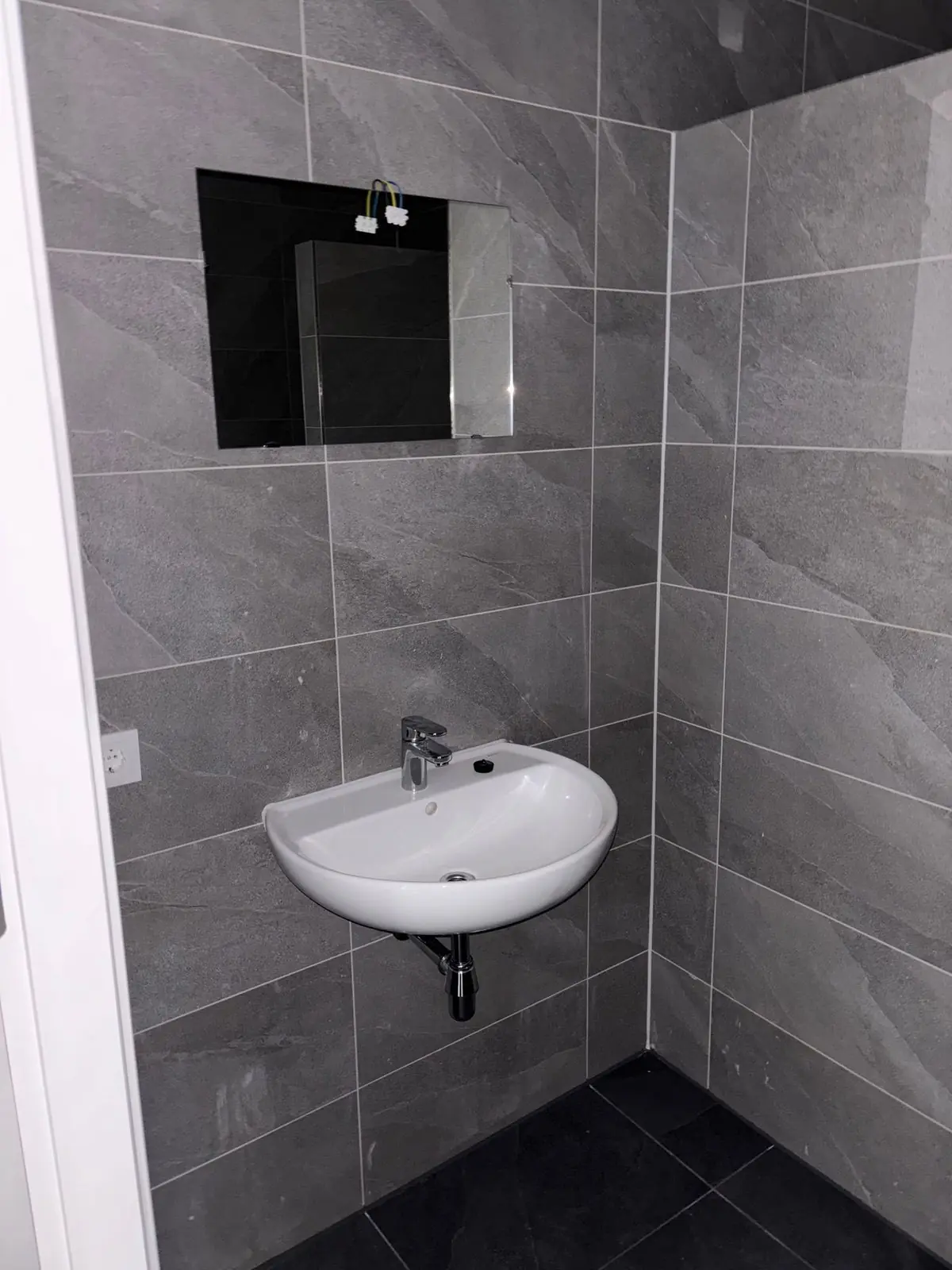 Image 7 of 10