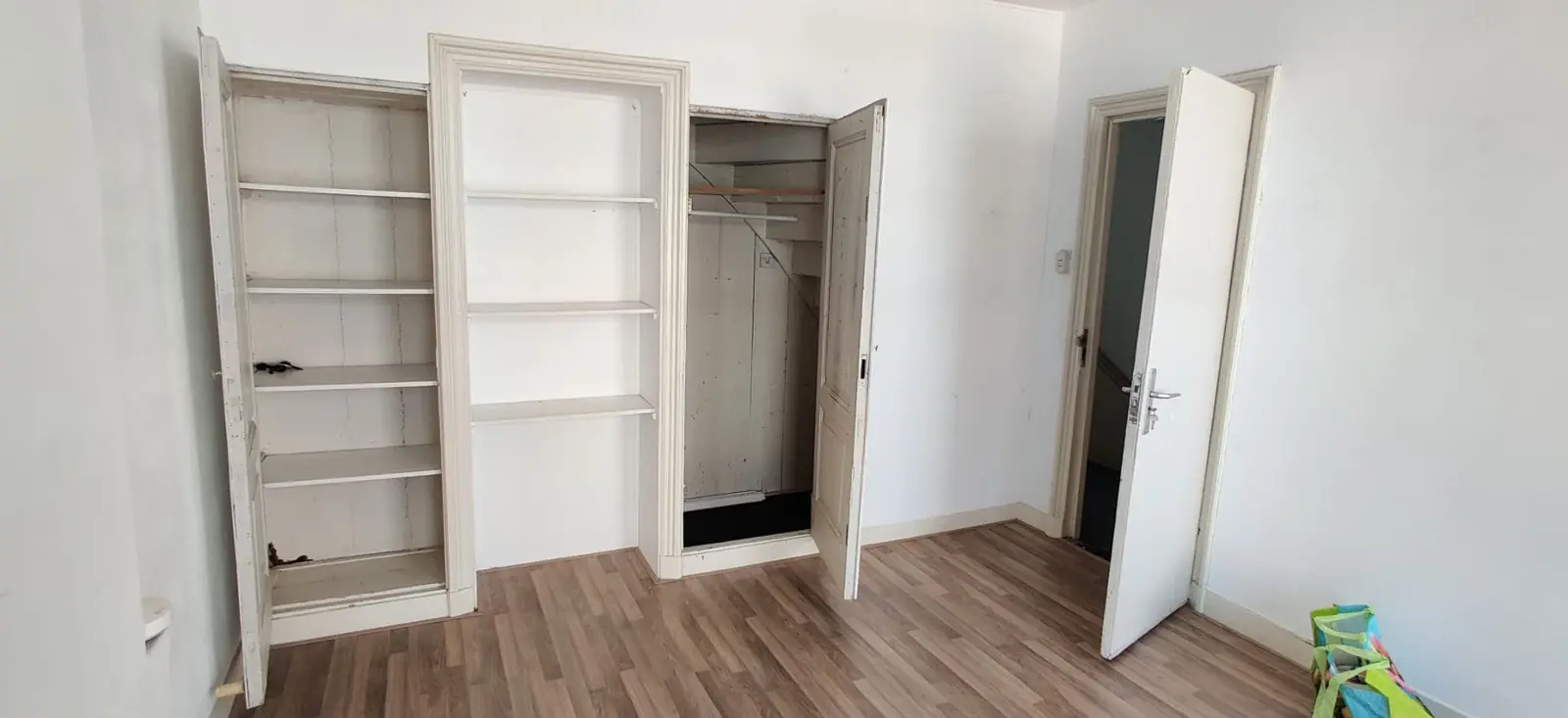 Image 4 of 10